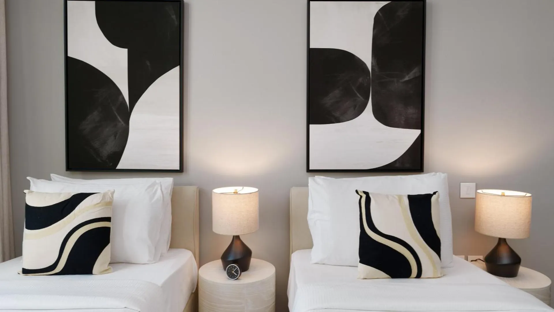 Elite Escape - 3 Bhk Burj View & Dubai Mall Access United Arab Emirates